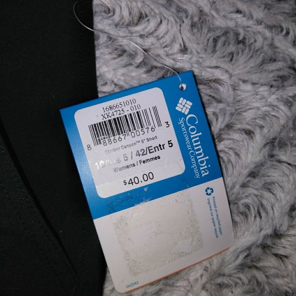 Ladies Shorts - Picture 3 of 3